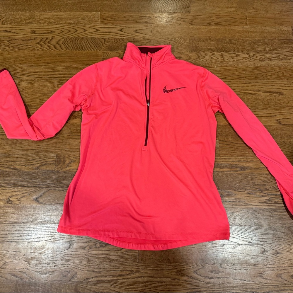 Nike Dri Fit 1/4” zip pullover sweater XL Women’s